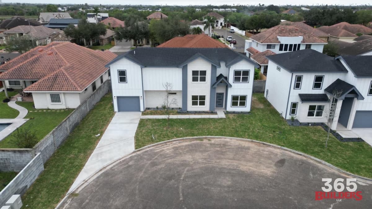 Multi-Family Units project by 365 Builders LLC