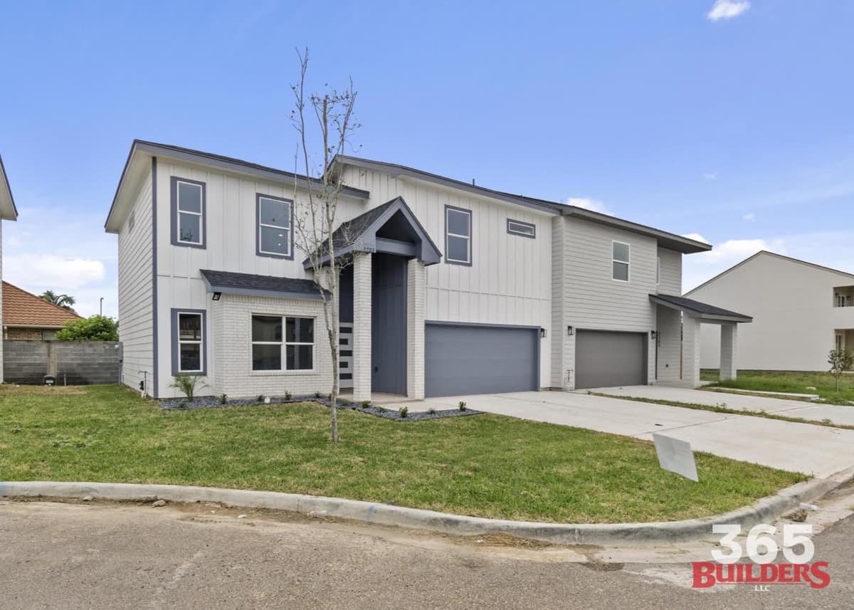 Multi-Family Units project by 365 Builders LLC